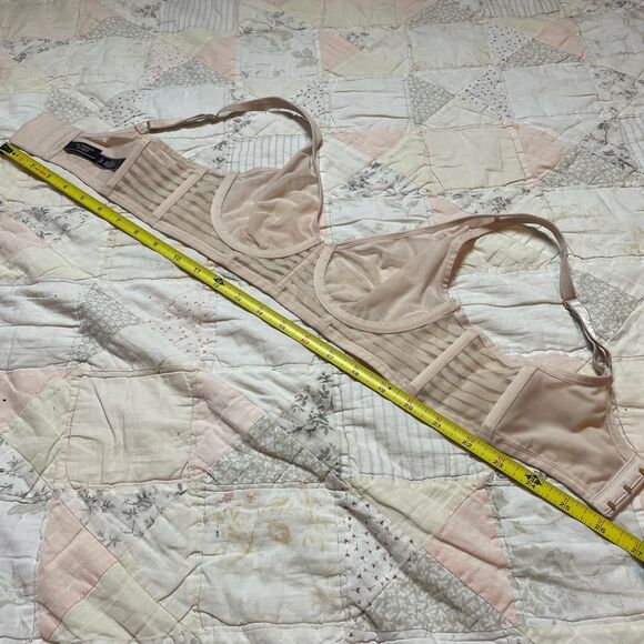 victoria’s secret unlined plunge bra size 34b pale nude pink - Picture 4 of 6